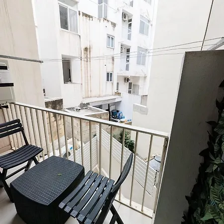 Modern 2br Superb Location Center Of St Julians