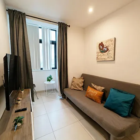 Modern 2br Superb Location Center Of St Julians *