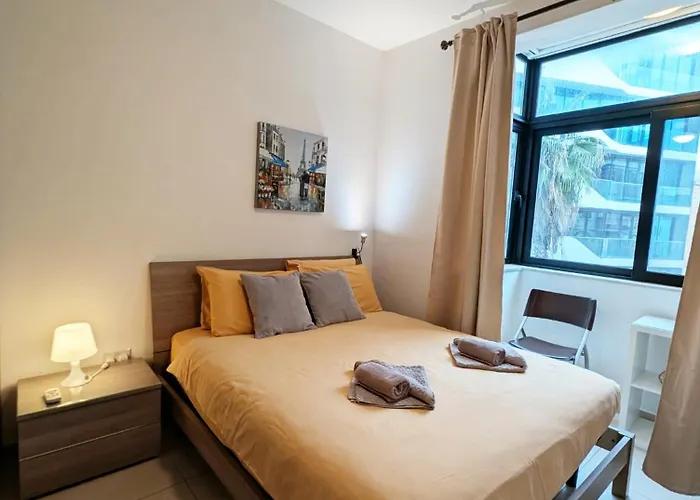 Modern 2br Superb Location Center Of St Julians *