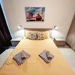 Modern 2br Superb Location Center Of St Julians Apartman San Ġiljan