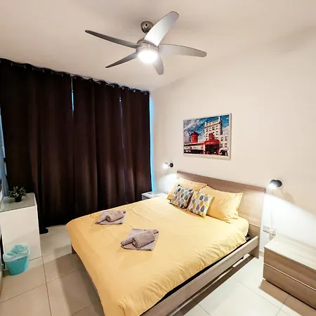 Lägenhet Modern 2br Superb Location Center Of St Julians St. Julian's