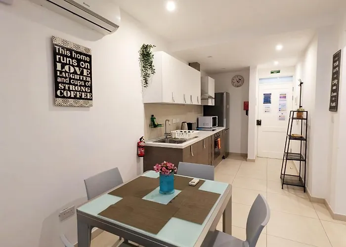 Apartament Modern 2br Superb Location Center Of St Julians